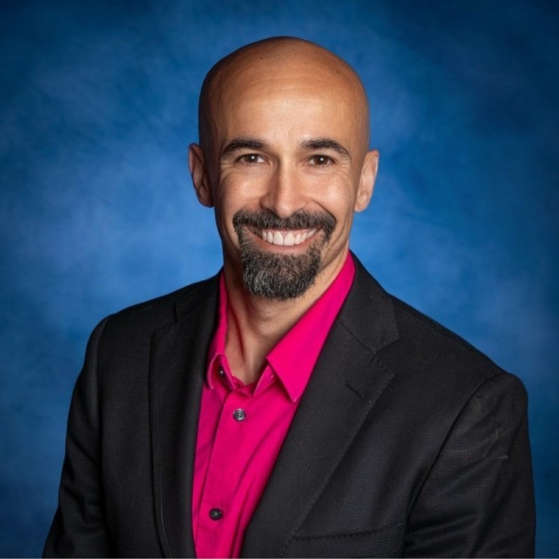 The Power of Story: Jesse Cruz On Becoming a Stronger Leader Through Speaking