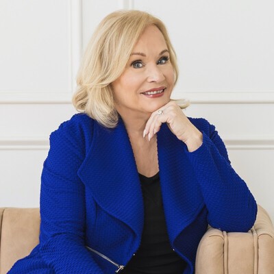 Creating a Speaking System That Sells With Debbie Allen