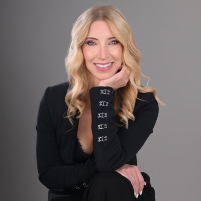 Building an Exit-Ready Business With Holli Moeini